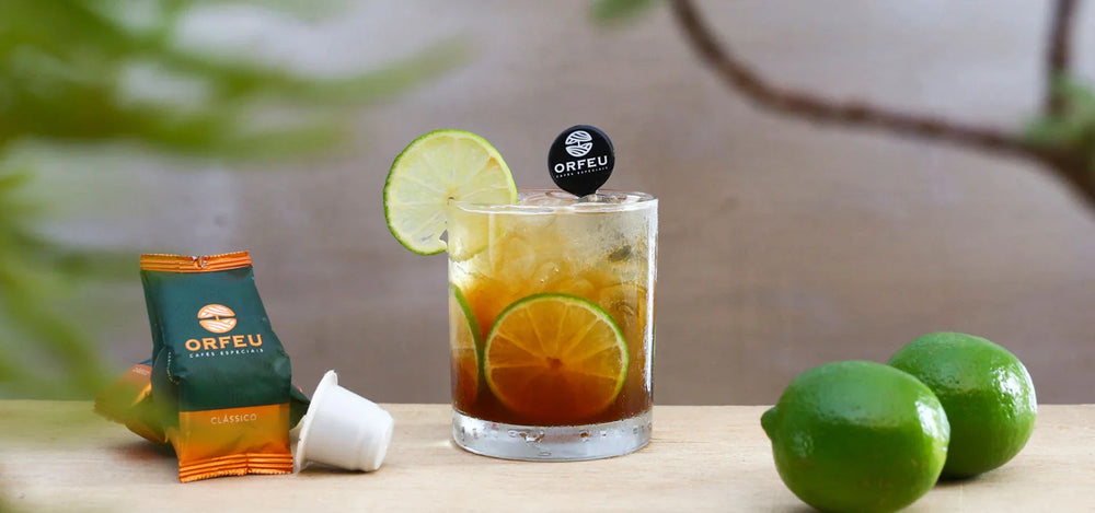APRENDA A FAZER CAIPIRINHA DE CAFÉ