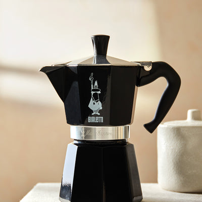Cafeteira Italiana Moka Express Bialetti Preta 150ml